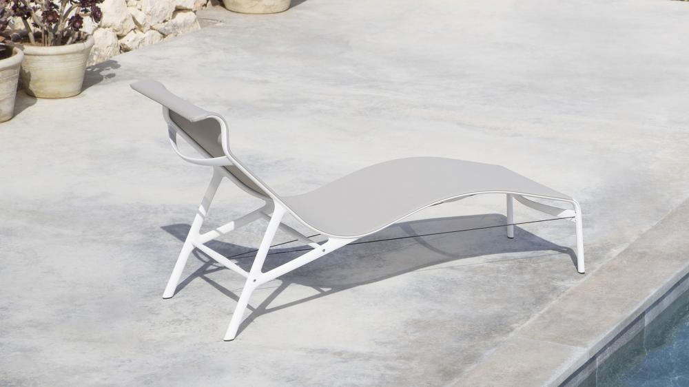 Frame Outdoor Lounger