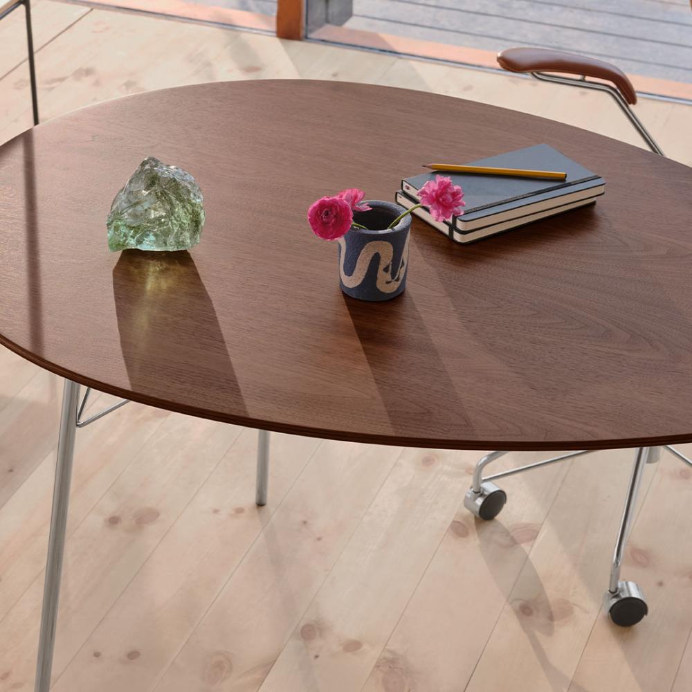 Egg Table