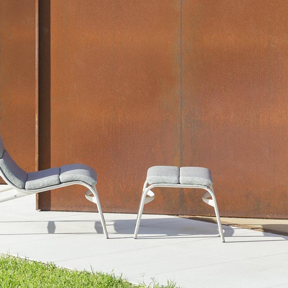 Frame Outdoor Lounger