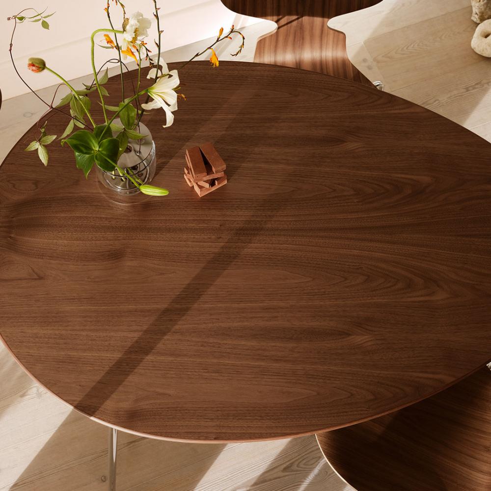 Egg Table
